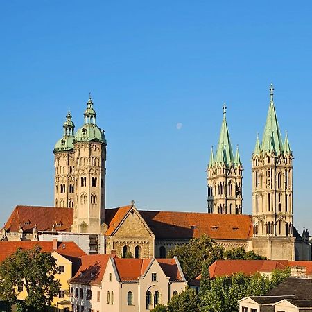 Ferienwohnung Domblick Наумбург Экстерьер фото